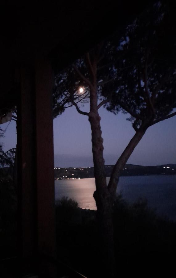 Lovely Place Passignano sul Trasimeno Luaran gambar