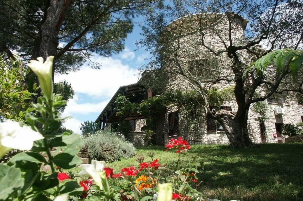 Lovely Place Passignano sul Trasimeno Luaran gambar